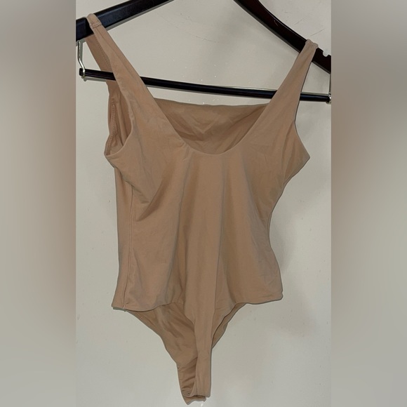 SKIMS FITS EVERYBODY SQUARE NECK BODYSUIT Size Large - Picture 2 of 4